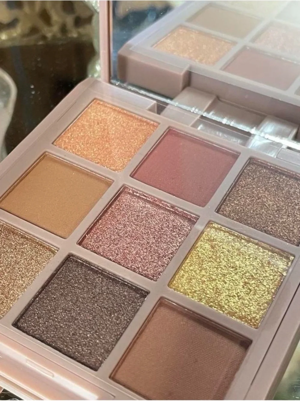 Ciate London Neutral & Warm Shimmer 9-Color Eyeshadow Palette - Pink Case
